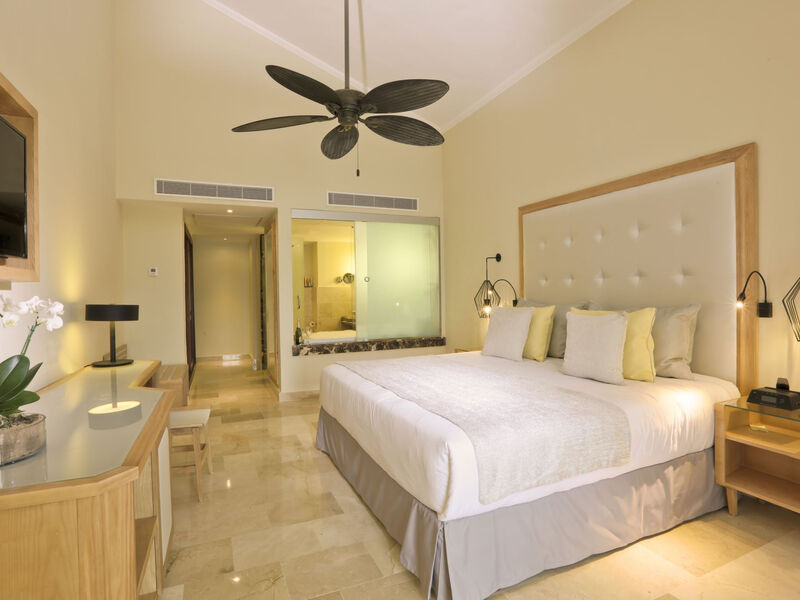 Grand Palladium Palace Resort Spa &Amp; Casino