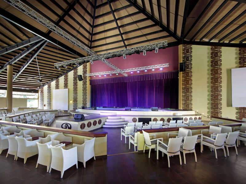 Grand Palladium Palace Resort Spa &Amp; Casino