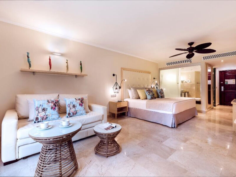 Grand Palladium Palace Resort Spa &Amp; Casino