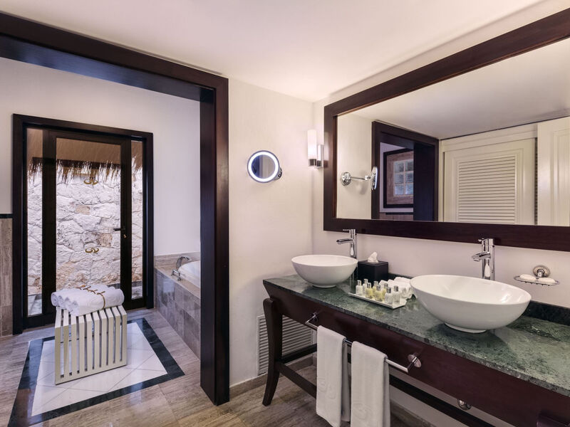 Grand Palladium White Sand Resort &Amp; Spa