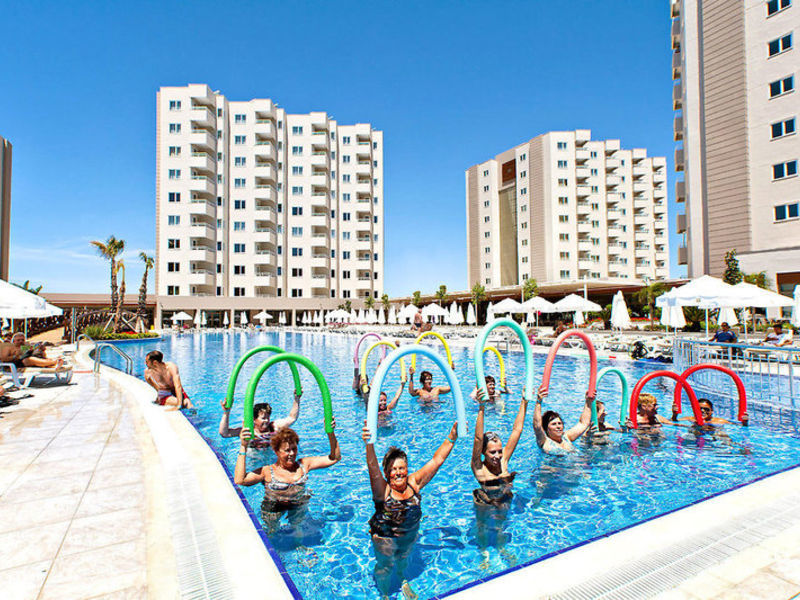 Grand Park Lara