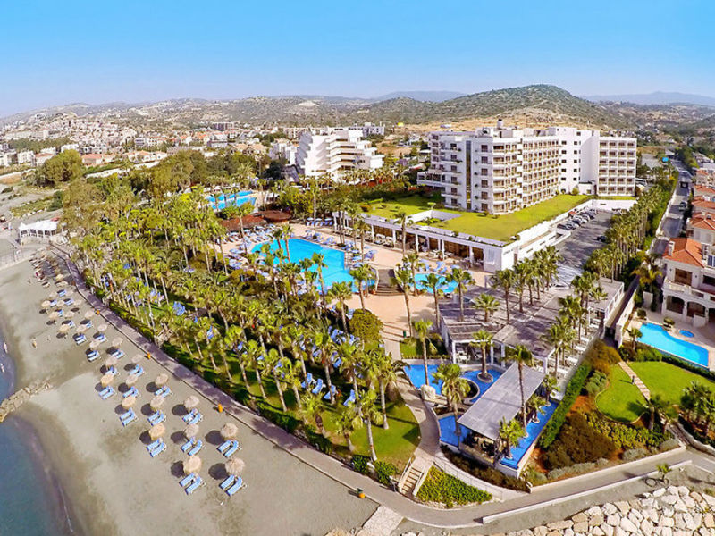 Grand Resort