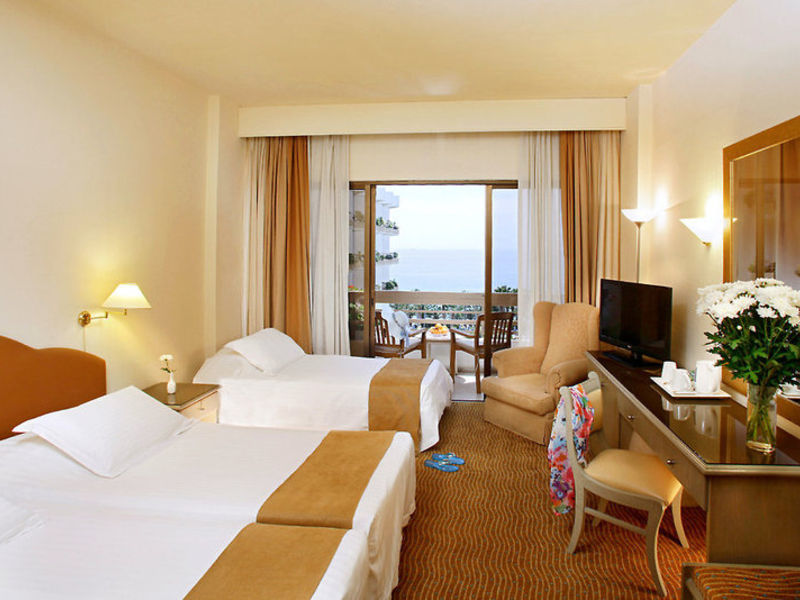 Grand Resort