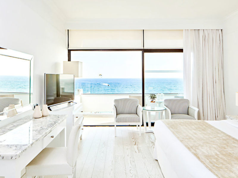 Grecian Bay