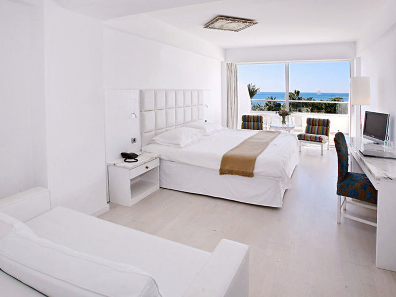 Grecian Sands