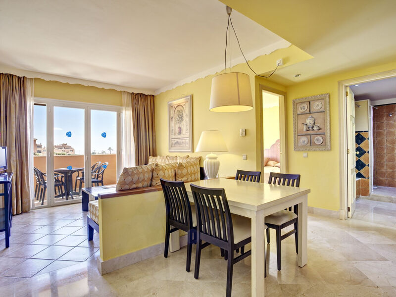 Grupotel Macarella Suites &Amp; Spa