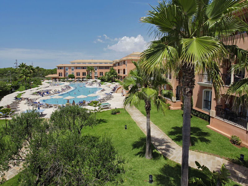 Grupotel Macarella Suites &Amp; Spa