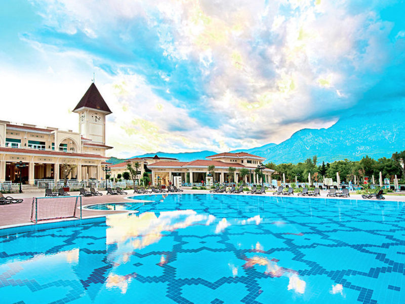 Güral P. Tekirova / Poolhaus