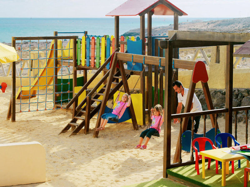 H 10 Playa Esmeralda