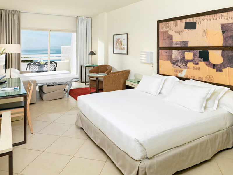 H10 Estepona Palace