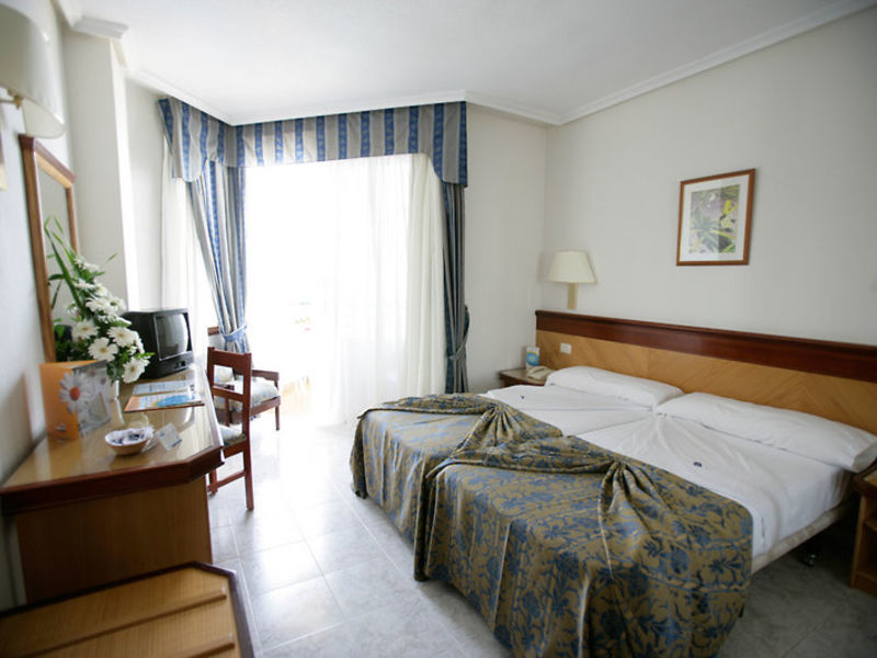H10 Las Palmeras