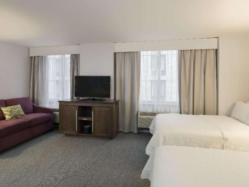Hampton Inn Manhattan-Times Square South