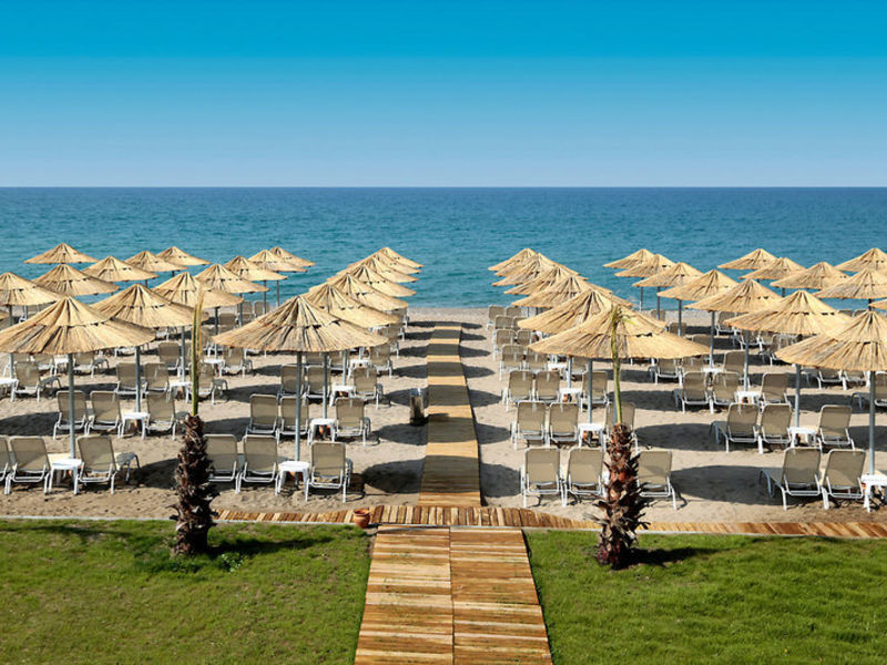 Heaven Beach Luxury Resor