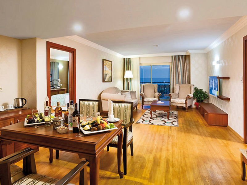 Heaven Beach Luxury Resor