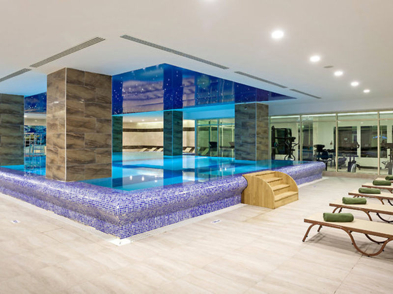 Heaven Beach Luxury Resor