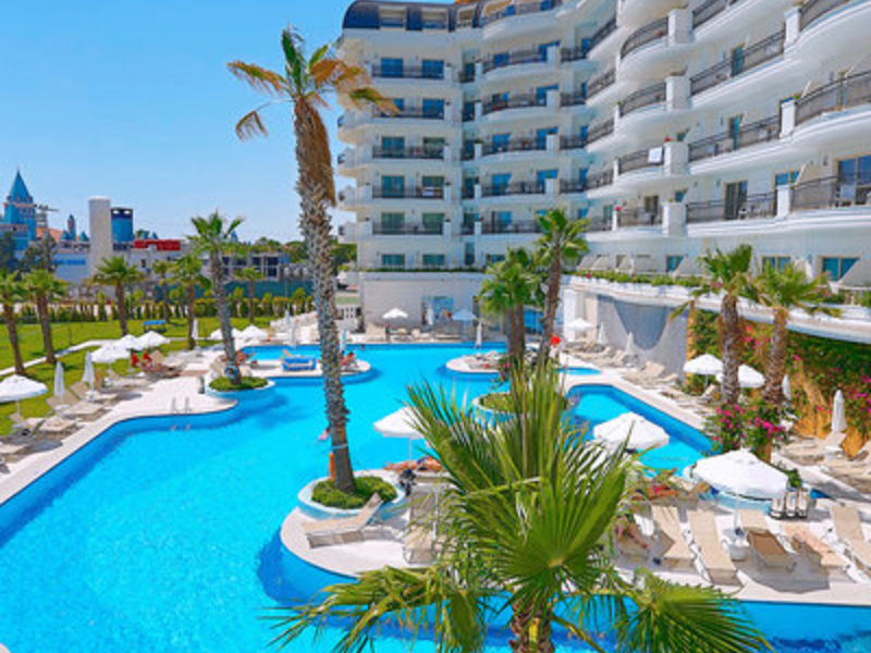 Heaven Beach Luxury Resor