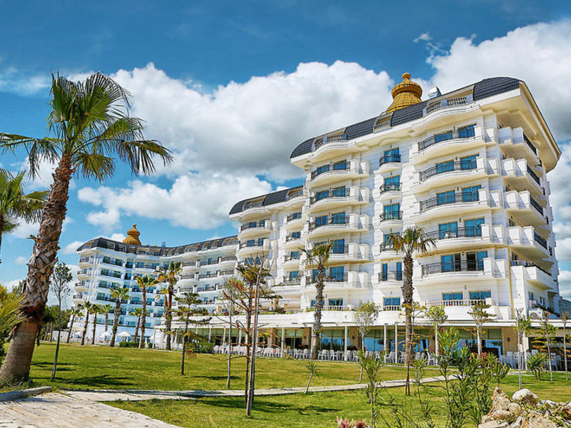 Heaven Beach Luxury Resort