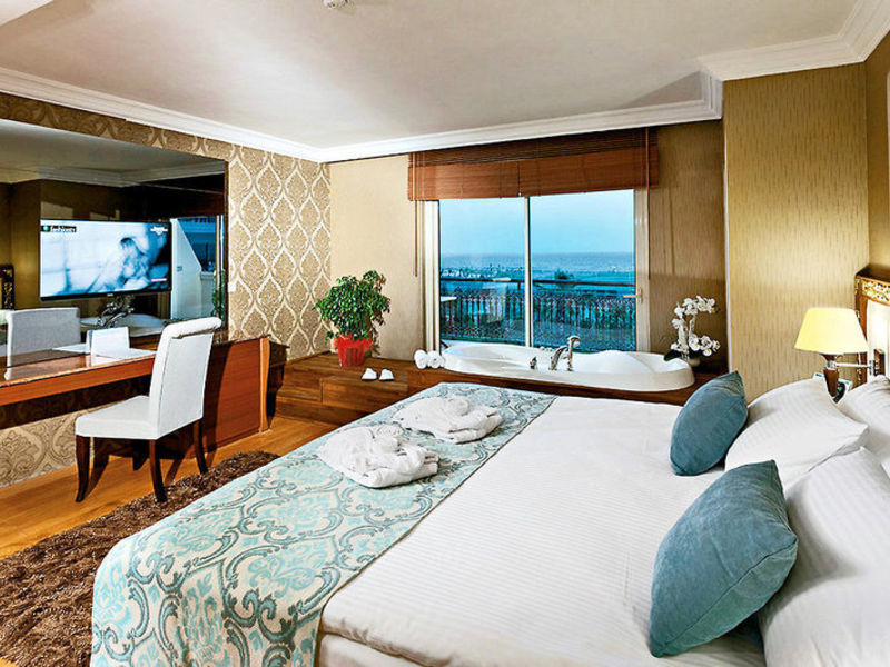 Heaven Beach Luxury Resort