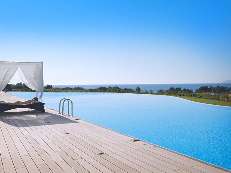 Helona Resort