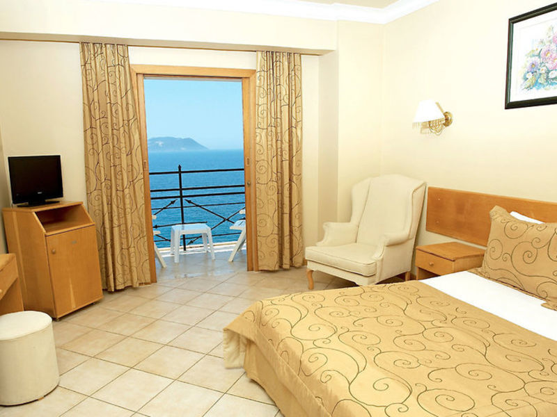 Hera Hotel