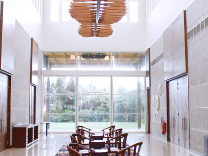 Heritance Negombo