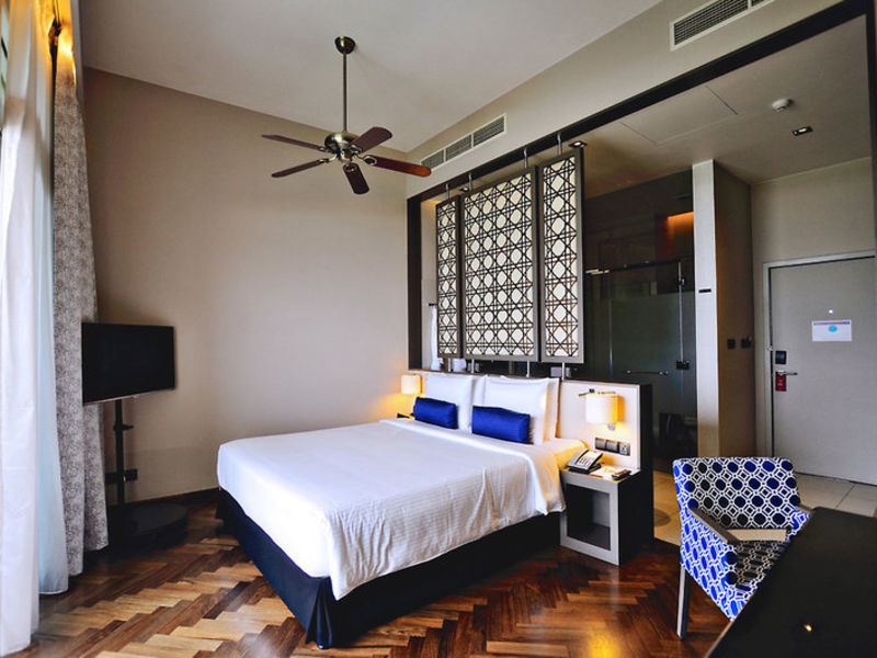 Heritance Negombo