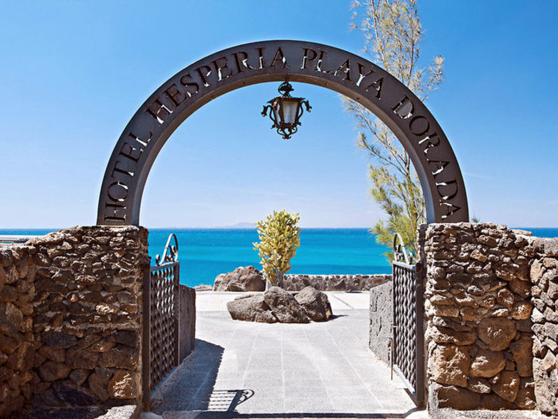 Hesperia Playa Dora