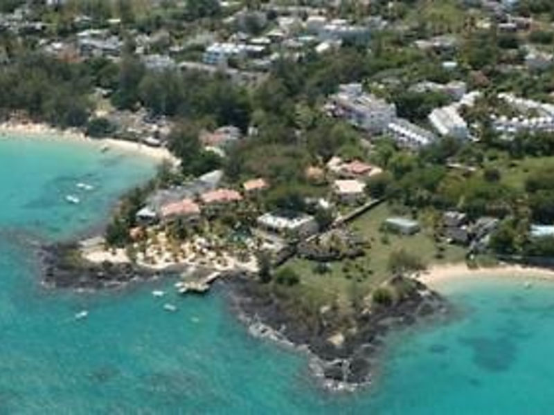 Hibiscus Beach Resort & Spa