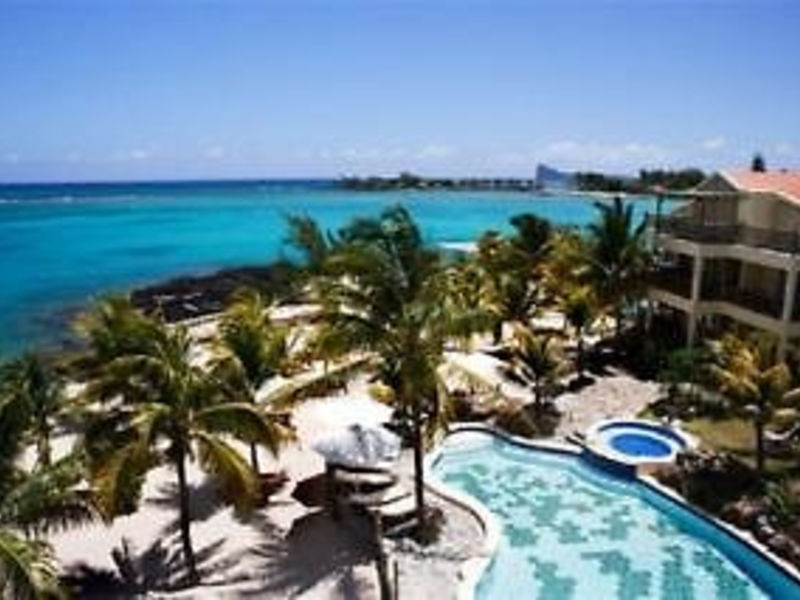 Hibiscus Beach Resort & Spa