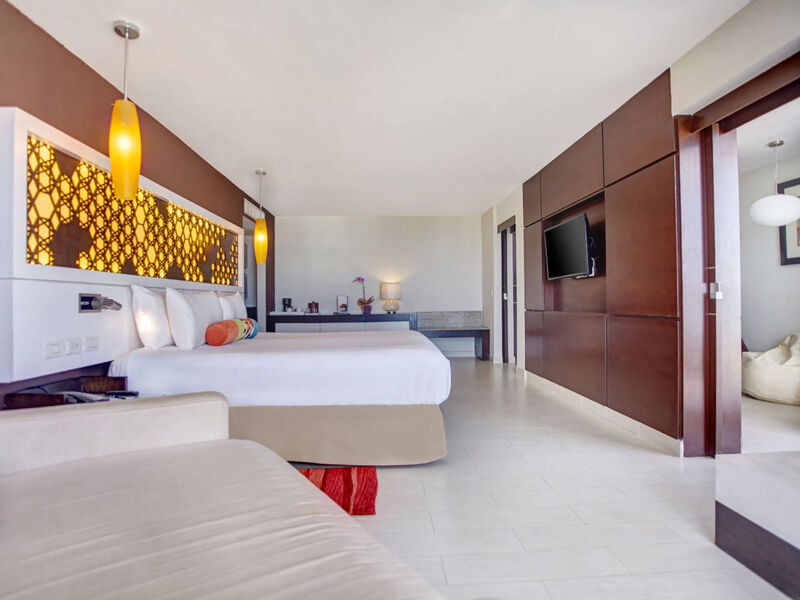 Hideaway At Royalton Blue Waters