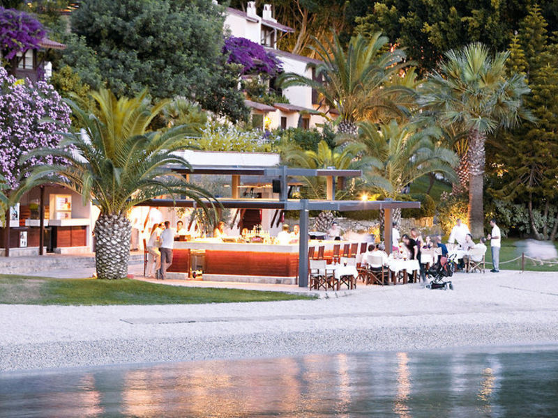 Hillside Beach Club