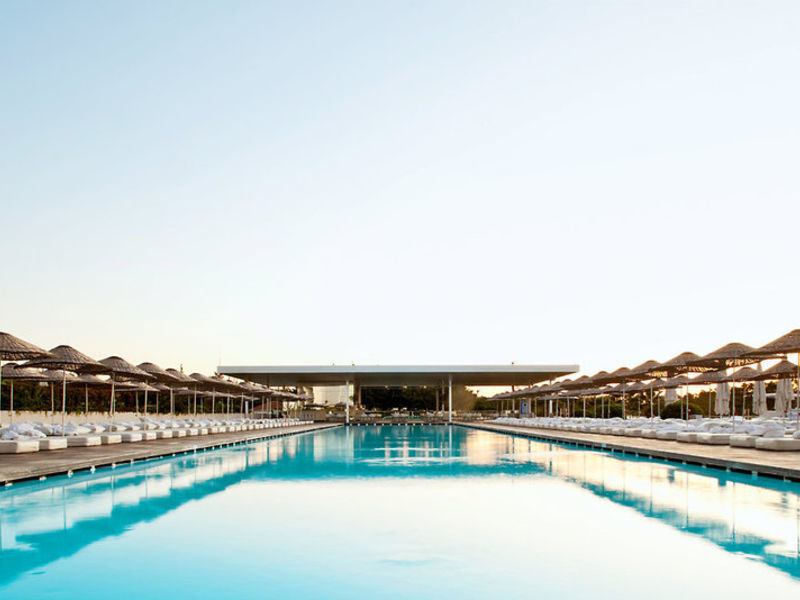 Hillside Su