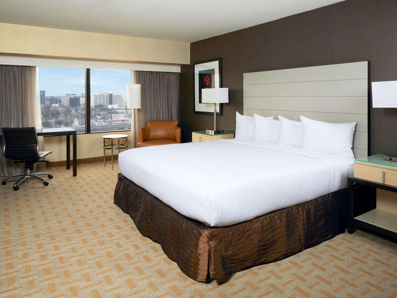 Hilton Los Angeles Airport