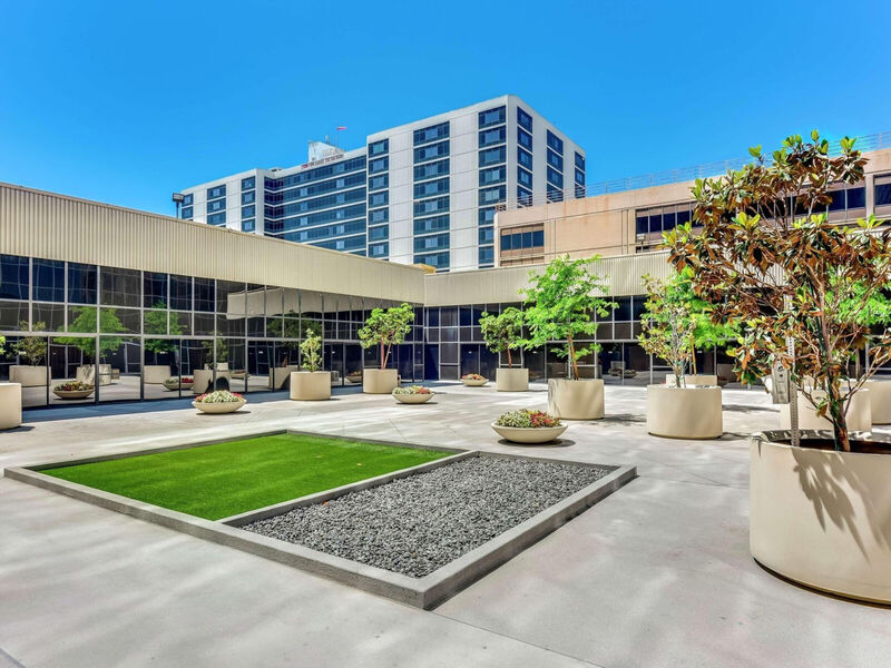 Hilton Los Angeles Airport