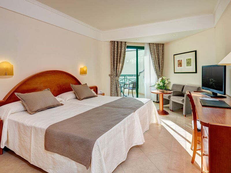 Hipotels Natura Palace