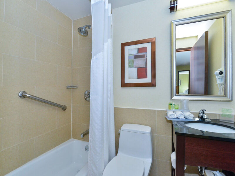 Holiday Inn Express Manhattan Midtown West