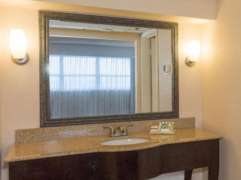 Holiday Inn Miami Beach Oceanfront