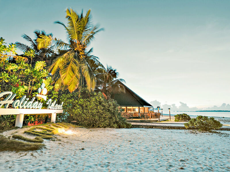 Holiday Island Resort & Spa