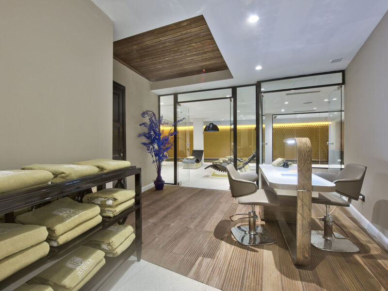 Holm Hotel &Amp; Spa