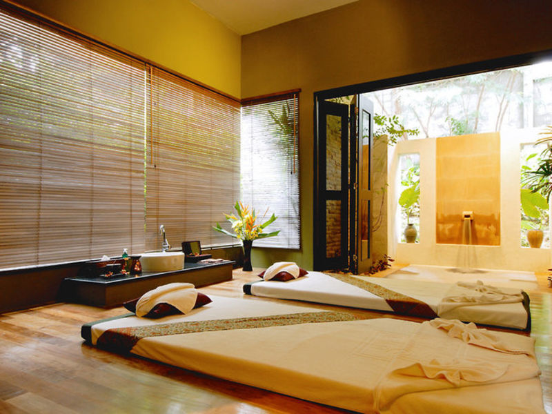 Horizon Karon Beach Resort & Spa
