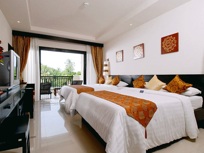 Horizon Karon Beach Resort & Spa