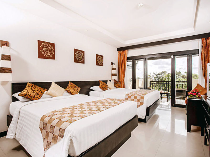 Horizon Karon Beach Resort & Spa