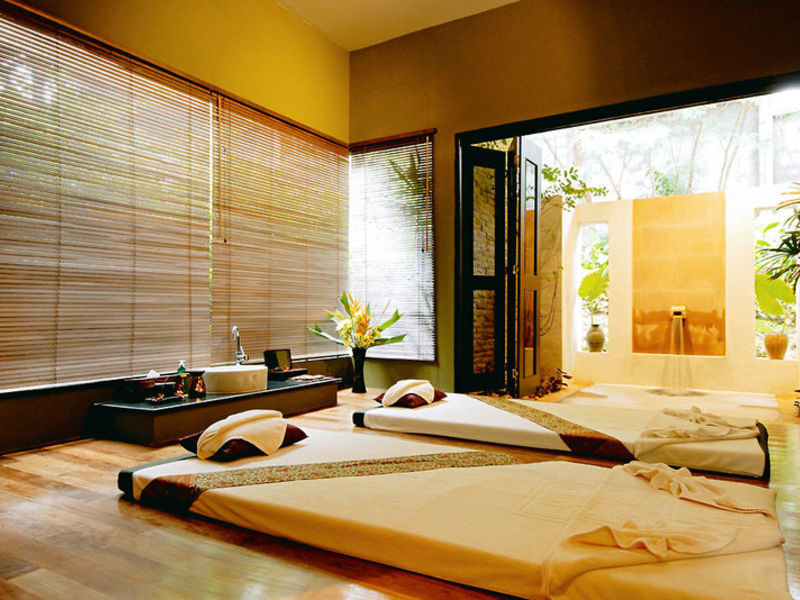 Horizon Karon Beach Resort & Spa