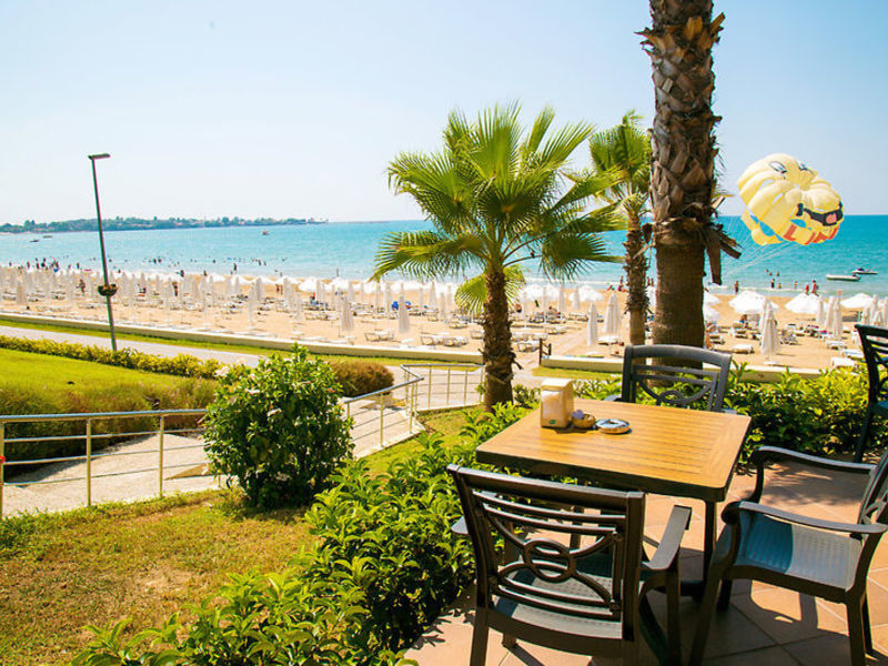 Horus Paradise Luxury Res & Club