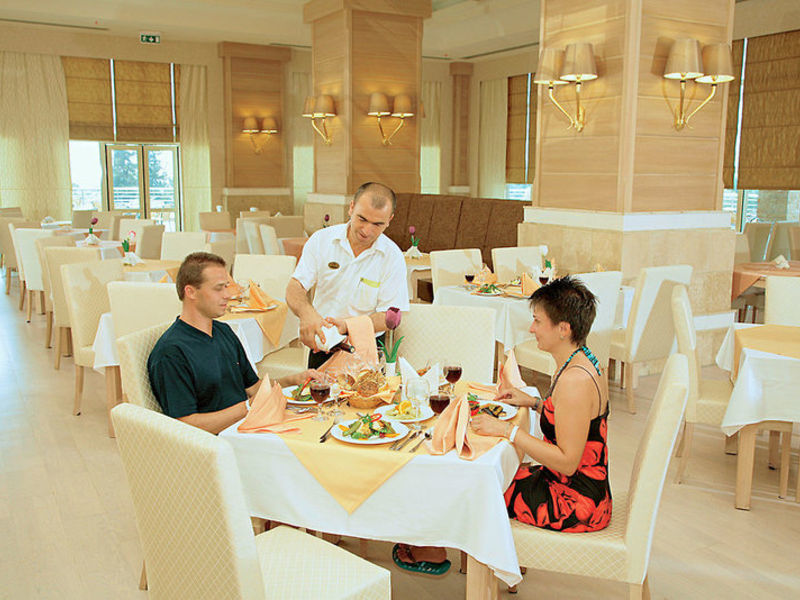 Horus Paradise Luxury Res & Club