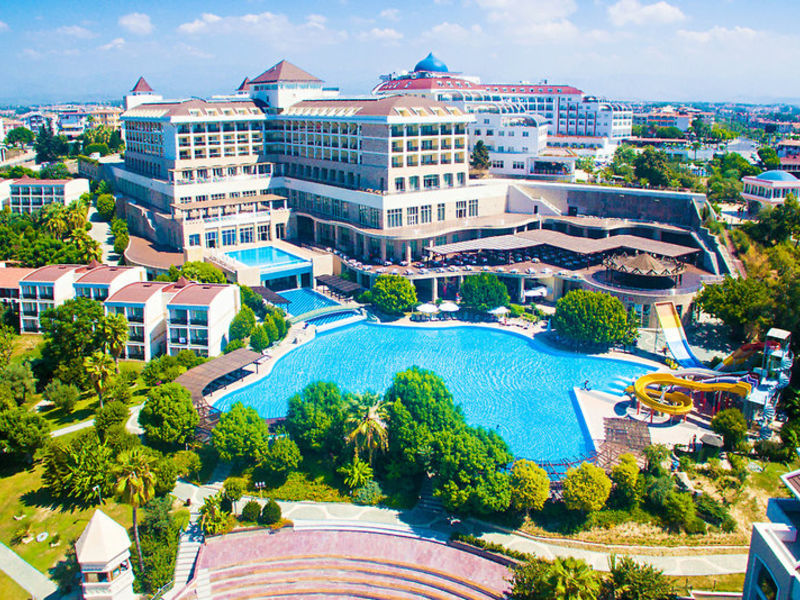 Horus Paradise Luxury Res & Club