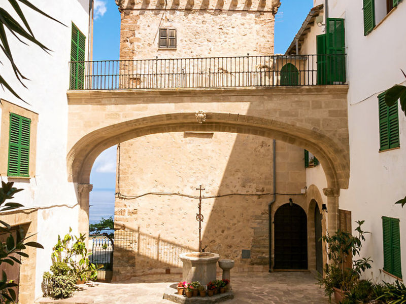 Hostal Baronia