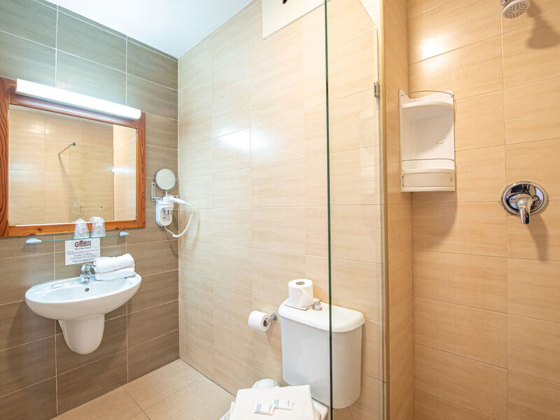 Hotel Gillieru Harbour