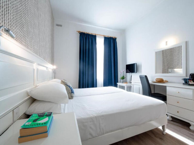 Hotel Gillieru Harbour