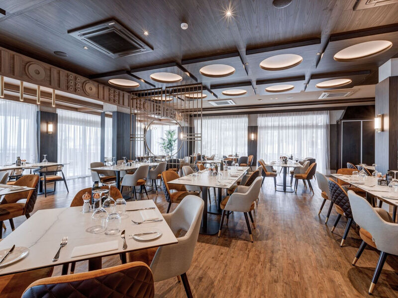 Hotel Gillieru Harbour